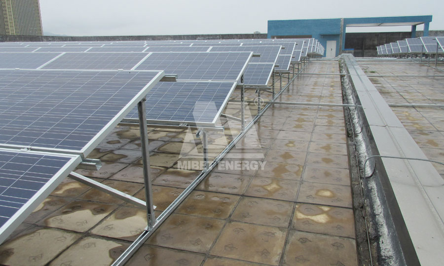 sistemas de montaje de techo solar en china