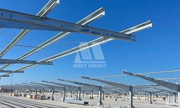 Se completó el proyecto de cochera solar de acero al carbono de Mibet de 1,8 MW en Bahréin